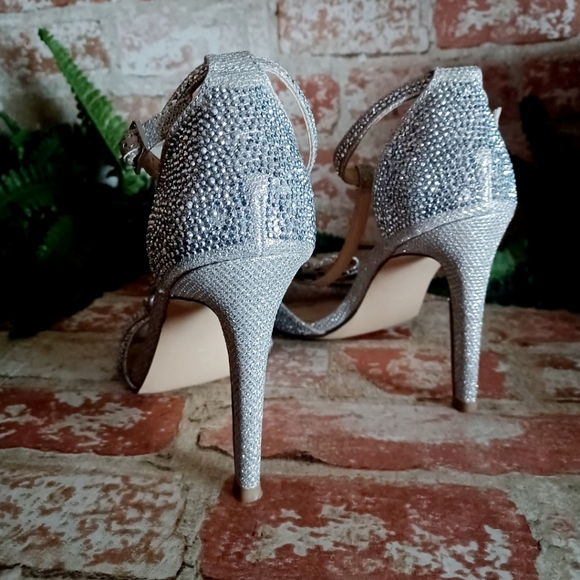 Kate Preston Lula Rhinestone Bow Ankle Sandal - Picture 5 of 16